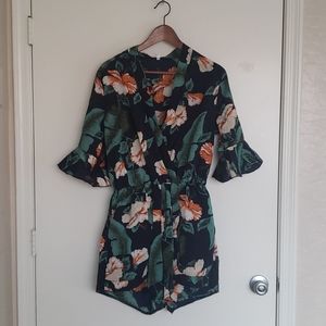 3/4 sleeve tropical romper